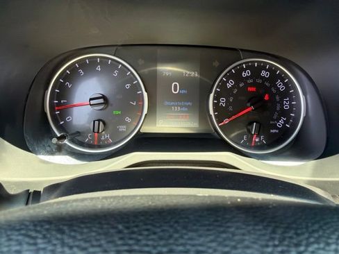 Used 2019 Toyota RAV4 XLE w/ Convenience Package AWD/4WD image 24