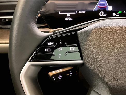 Certified 2025 Audi Q5 Premium w/ Convenience Package AWD/4WD image 24