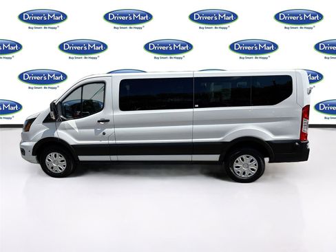 Used 2024 Ford Transit 350 XLT image 4