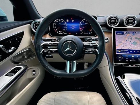 Used 2024 Mercedes-Benz CLE 300 4MATIC Coupe image 7