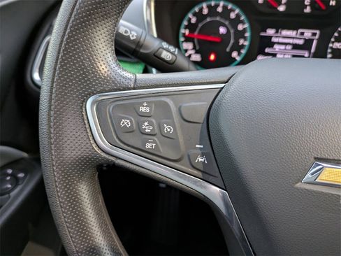 Used 2023 Chevrolet Equinox LT image 21