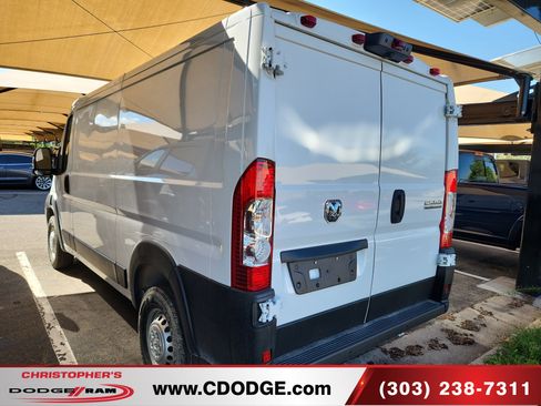 Used 2025 RAM ProMaster 2500 w/ Safety Group FWD image 4