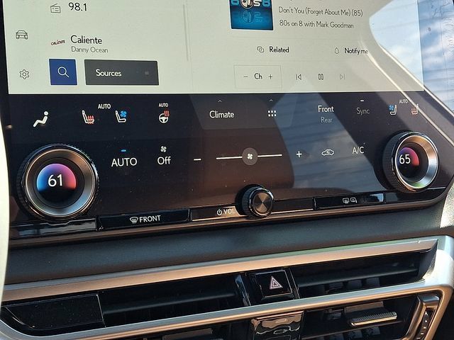 Certified 2023 Lexus RX 350 Premium w/ Accessory Package AWD/4WD image 17