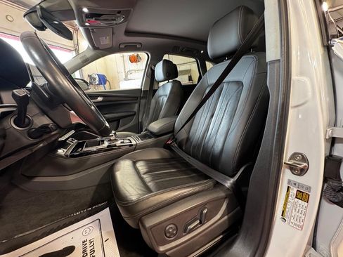 Used 2022 Audi Q5 2.0T Premium Plus AWD/4WD image 16