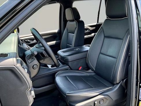 Used 2024 Chevrolet Tahoe Premier AWD/4WD image 20