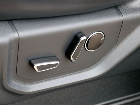 Used 2022 Ford F250 Platinum w/ Tremor Off-Road Package image 25