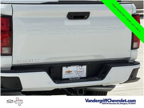 New 2026 Chevrolet Colorado LT w/ LT Convenience Package AWD/4WD image 6