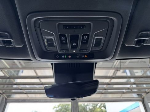 Used 2023 GMC Sierra 1500 Denali w/ Denali Reserve Package image 23