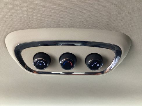 Used 2018 Dodge Durango SXT w/ Quick Order Package 2BB image 42