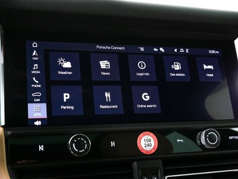 New 2026 Porsche Macan image 16