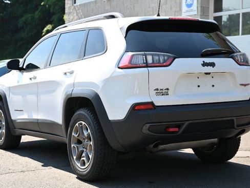 Used 2020 Jeep Cherokee Trailhawk AWD/4WD image 3