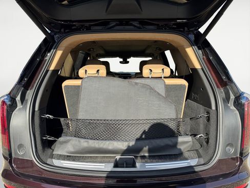 Used 2020 Cadillac XT6 Sport w/ Platinum Package image 16