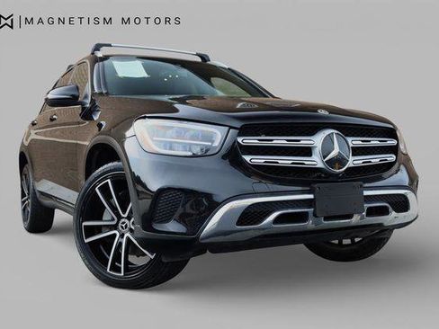 Used 2020 Mercedes-Benz GLC 300 4MATIC image 3