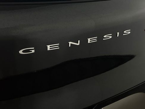 Used 2025 Genesis GV60 RWD image 14
