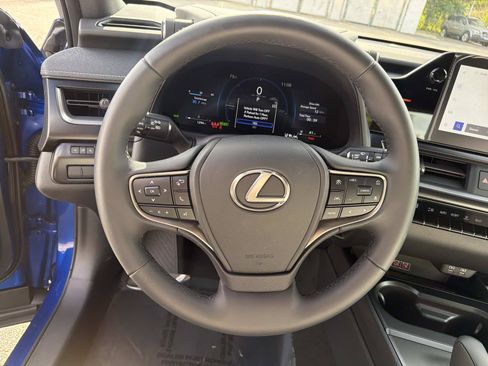 Used 2026 Lexus UX 300h AWD w/ Accessory Package (2T) image 25