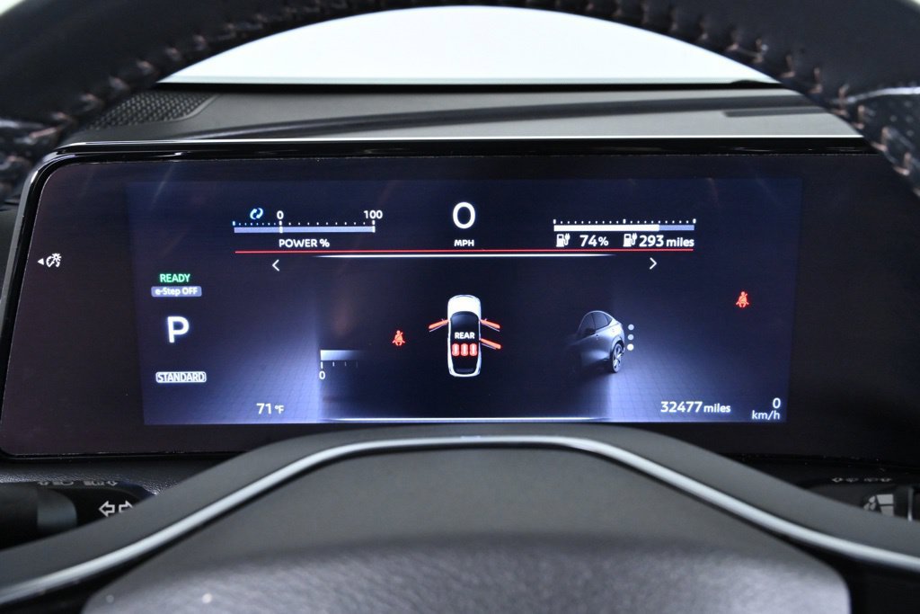 Certified 2023 Nissan Ariya FWD image 17