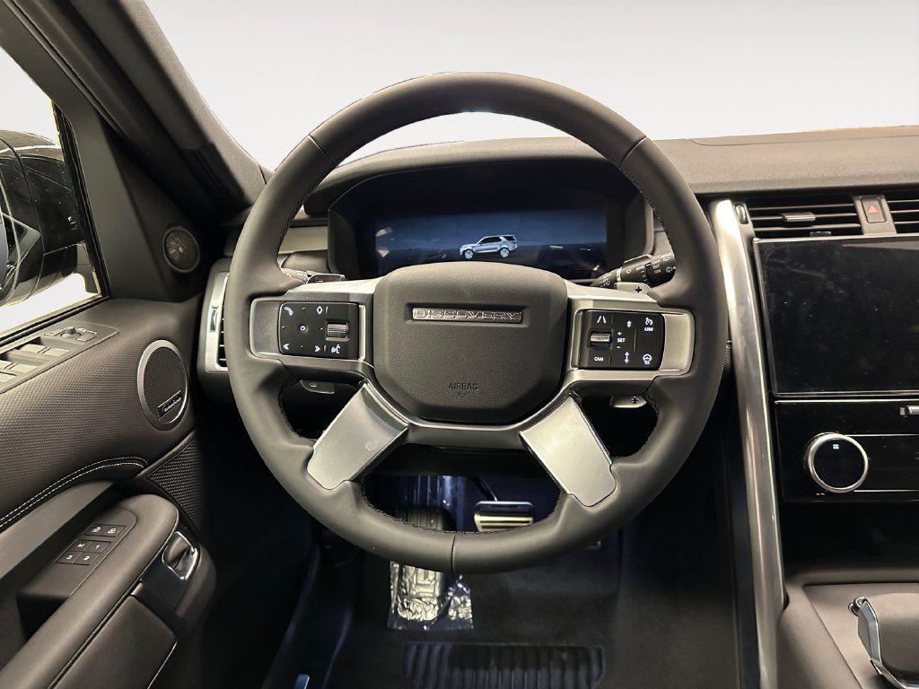 New 2026 Land Rover Discovery Dynamic SE AWD/4WD image 12