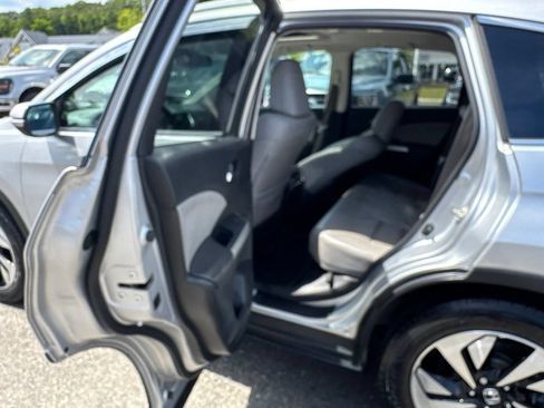Used 2016 Honda CR-V Touring image 32