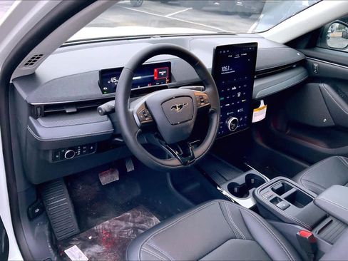 New 2025 Ford Mustang Mach-E Premium image 6