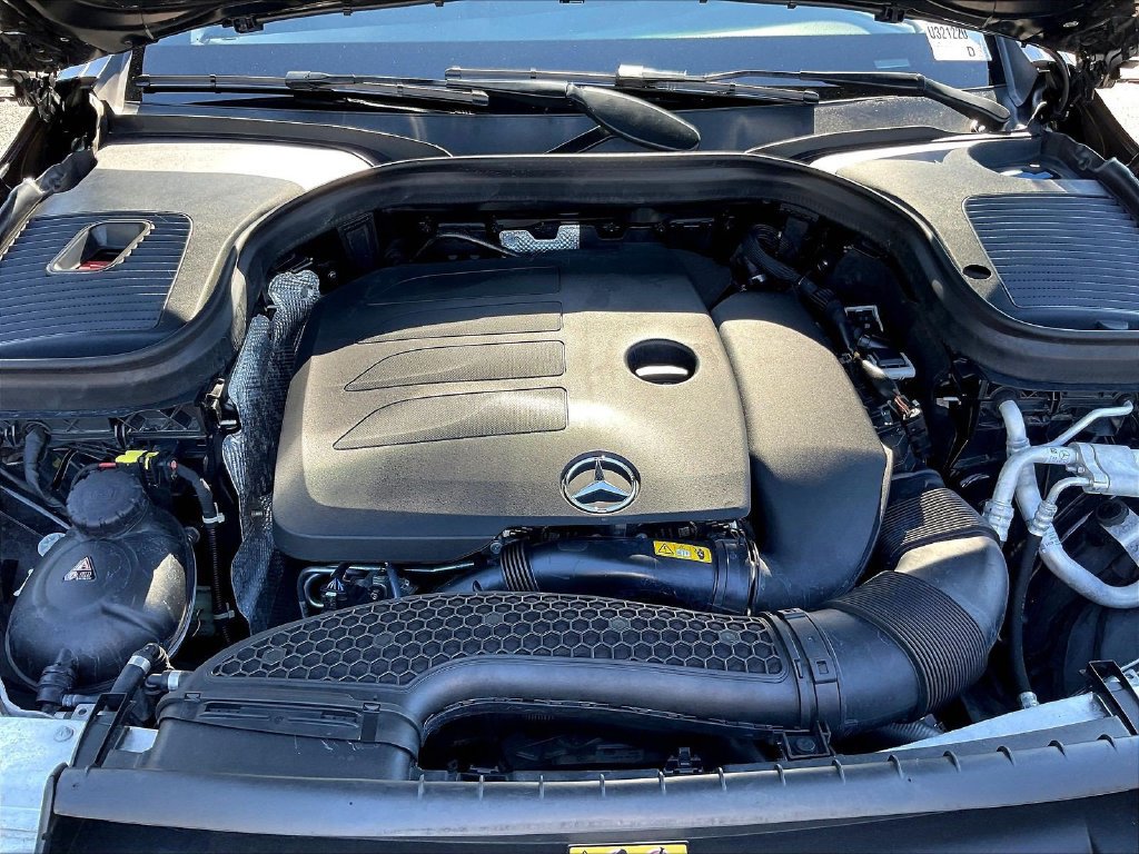 Certified 2021 Mercedes-Benz GLC 300 image 31