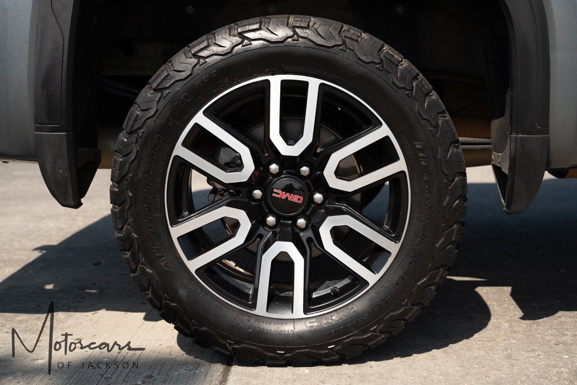 Used 2019 GMC Sierra 1500 AT4 w/ AT4 Premium Package AWD/4WD image 34