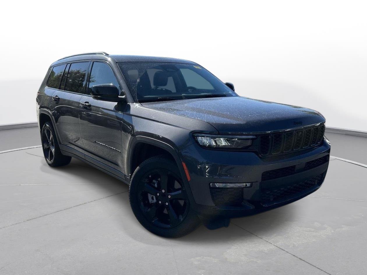 Used 2023 Jeep Grand Cherokee L Limited w/ Luxury Tech Group II RWD image 4