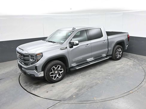 Used 2024 GMC Sierra 1500 SLT w/ SLT Premium Plus Package AWD/4WD image 15