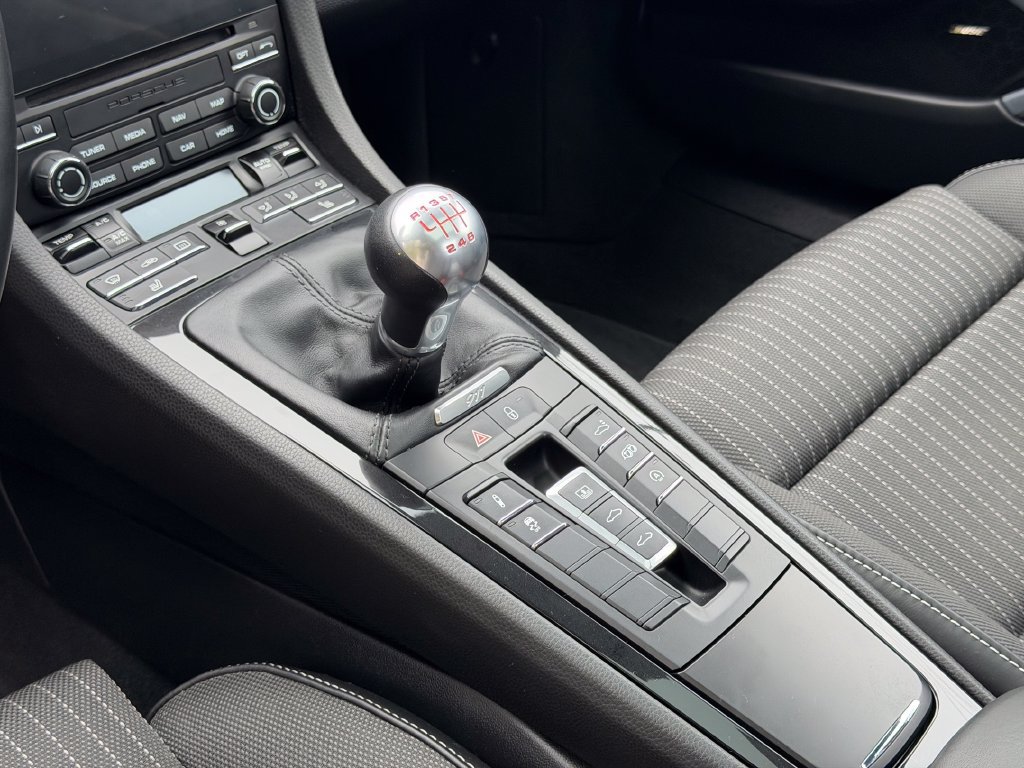 Used 2019 Porsche 911 Carrera T RWD image 21