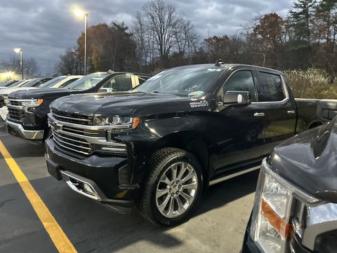 Used 2021 Chevrolet Silverado 1500 High Country image 4