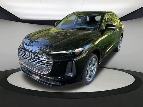 New 2025 Audi Q5 Premium Plus image 3