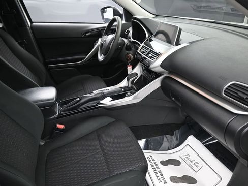 Used 2020 Mitsubishi Eclipse Cross LE AWD/4WD image 27