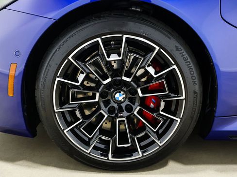 Used 2025 BMW M5 Touring image 28