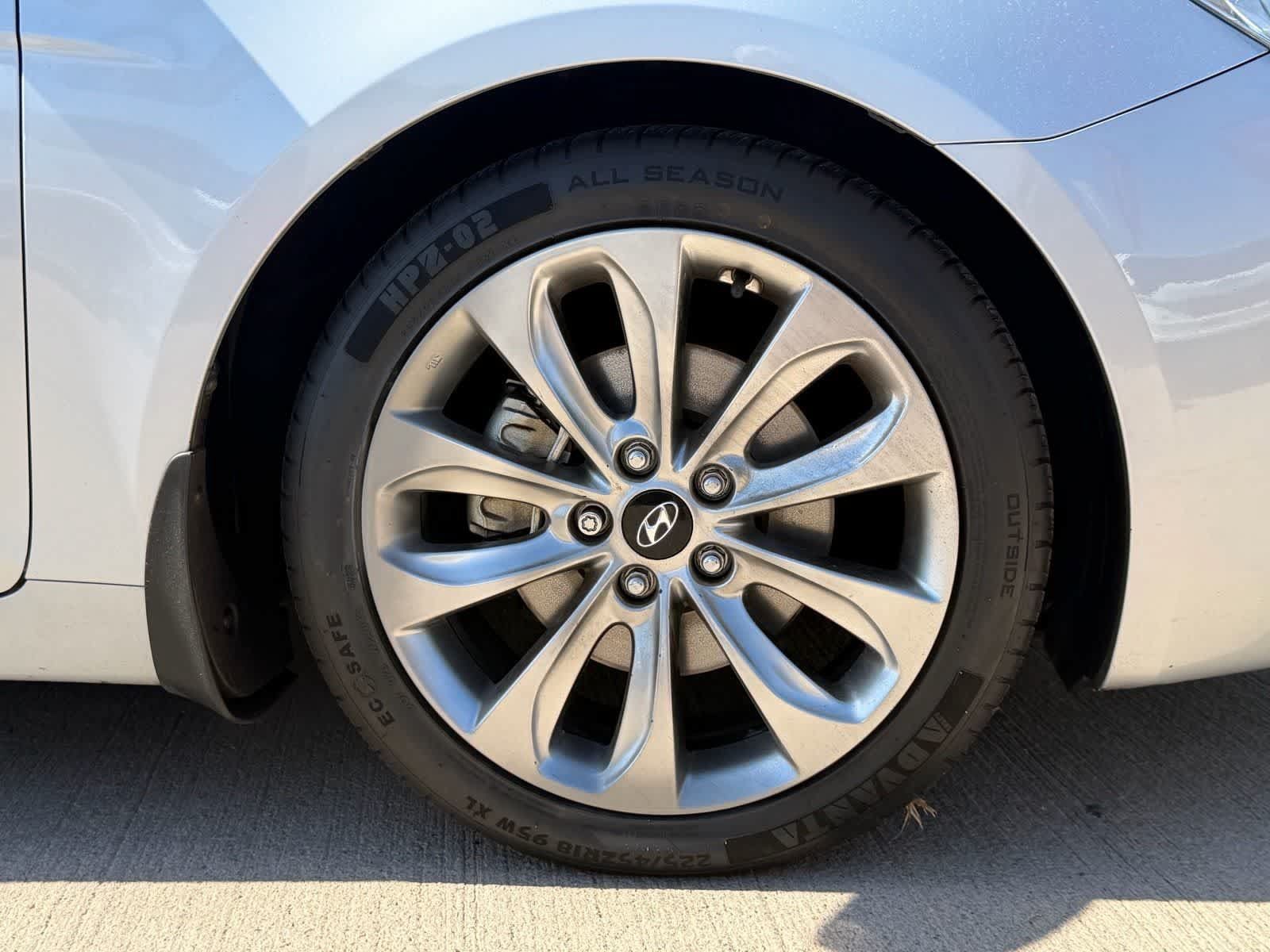 Used 2011 Hyundai Sonata SE FWD image 10