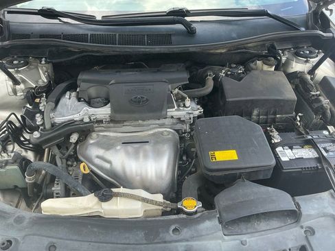 Used 2013 Toyota Camry LE FWD image 25