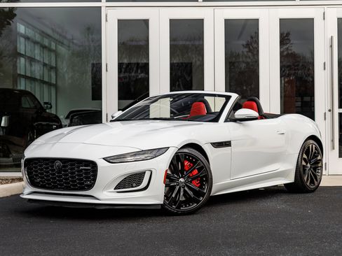 Used 2024 Jaguar F-TYPE R-Dynamic image 3