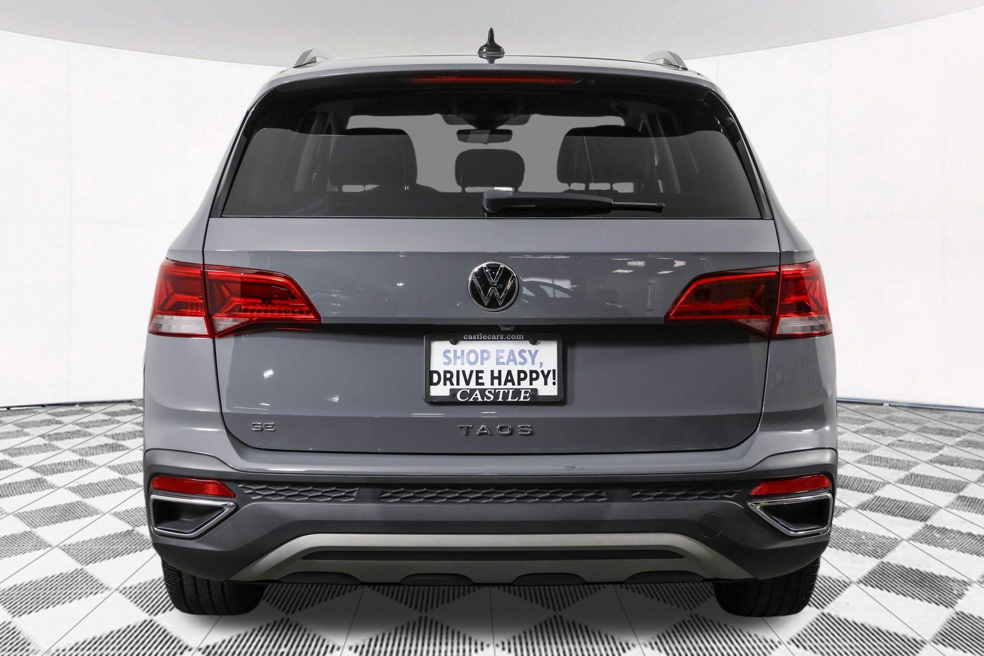 Used 2023 Volkswagen Taos SE FWD image 16