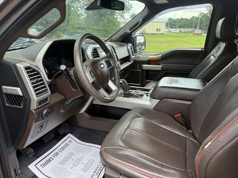 Used 2017 Ford F150 King Ranch w/ Equipment Group 601A Luxury AWD/4WD image 22