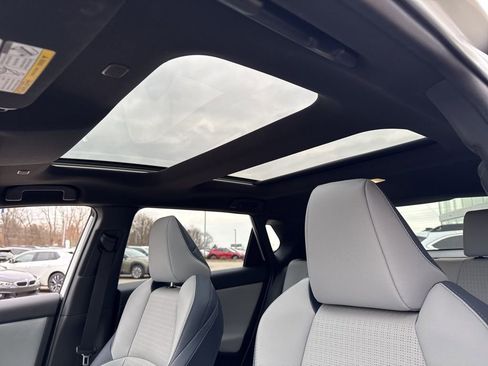 Used 2024 Subaru Solterra Touring image 17