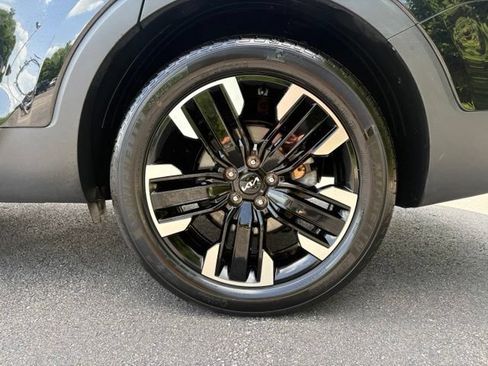 Used 2024 Kia Telluride SX AWD/4WD image 14