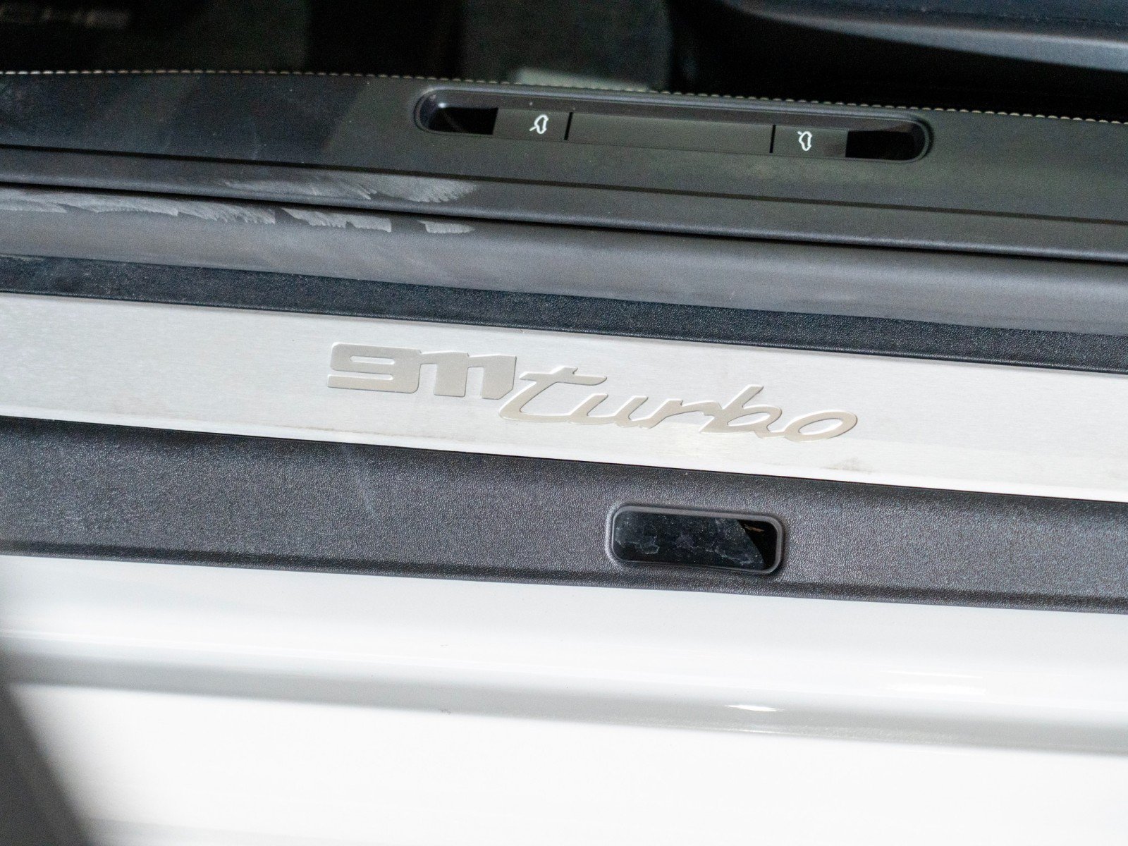 Certified 2025 Porsche 911 Turbo AWD/4WD image 12