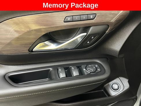 Certified 2024 GMC Terrain Denali w/ Denali Premium Package AWD/4WD image 10