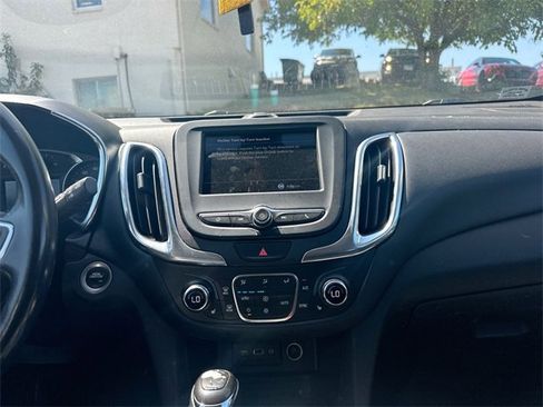 Used 2019 Chevrolet Equinox LT image 44