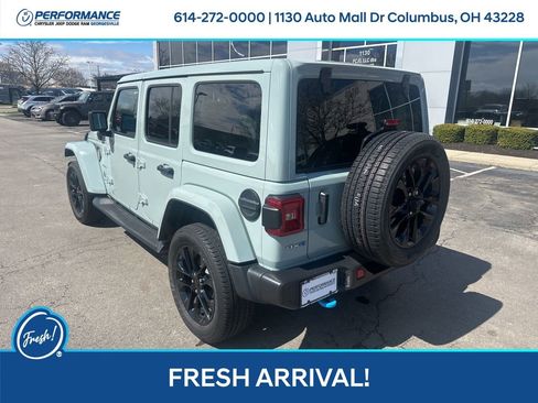 Used 2023 Jeep Wrangler Unlimited Sahara w/ Cold Weather Group image 6