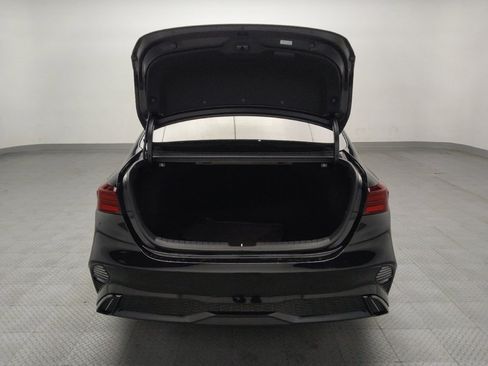 Used 2024 Kia Forte GT-Line image 29