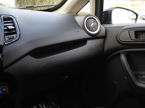 Used 2017 Ford Fiesta SE w/ Equipment Group 201A image 34