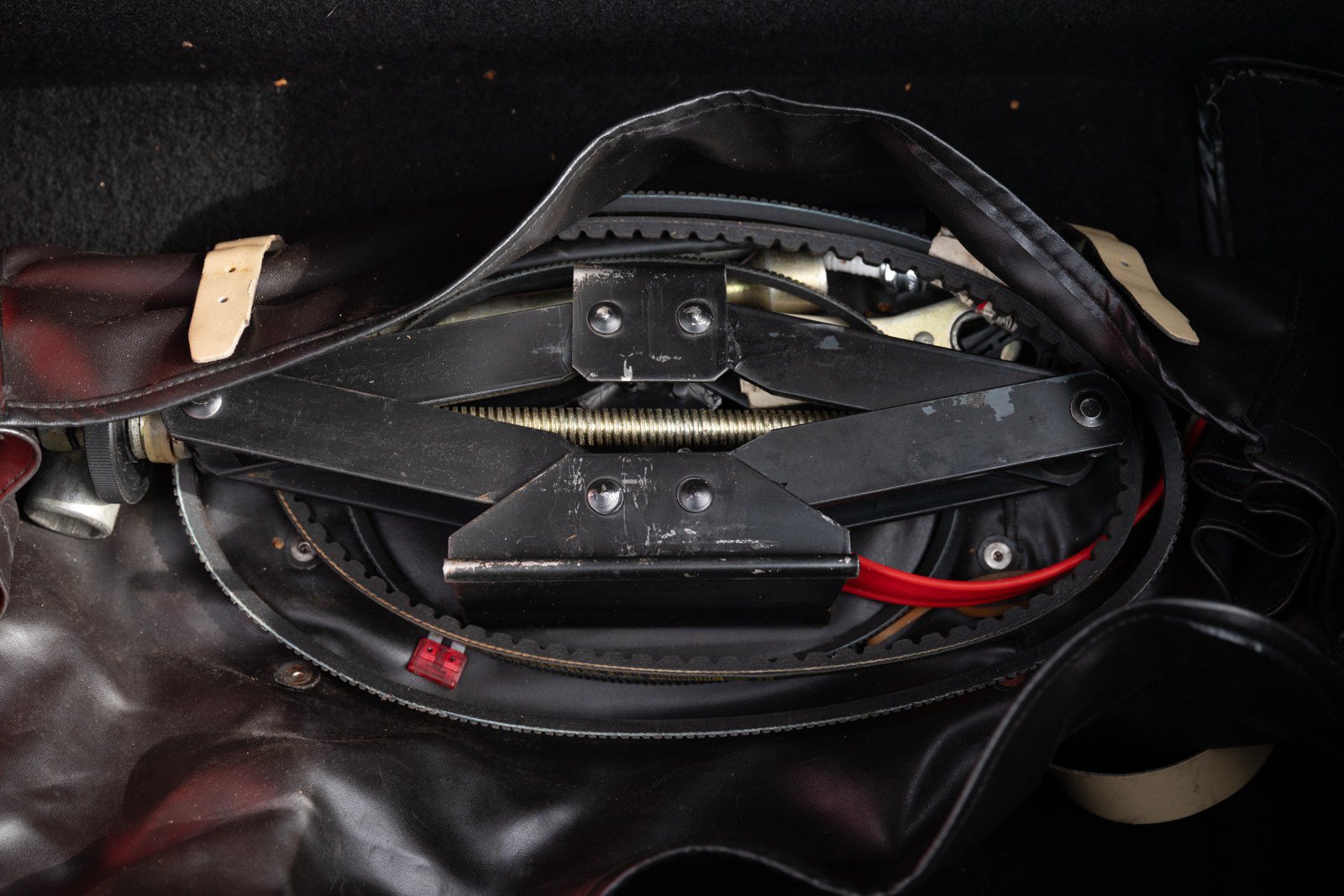 Used 1988 Ferrari 328 GTS RWD image 29