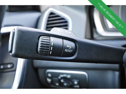 Used 2016 Volvo XC60 T5 Platinum image 20