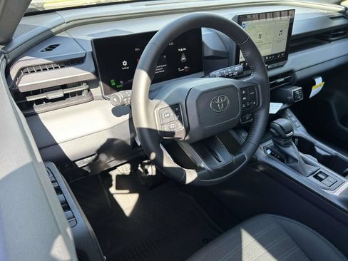 New 2026 Toyota RAV4 SE w/ Convenience Package AWD/4WD image 12