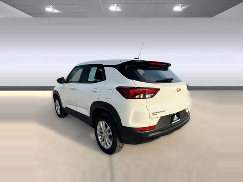 Used 2024 Chevrolet TrailBlazer LS image 3