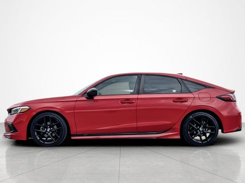 Used 2023 Honda Civic Sport image 2